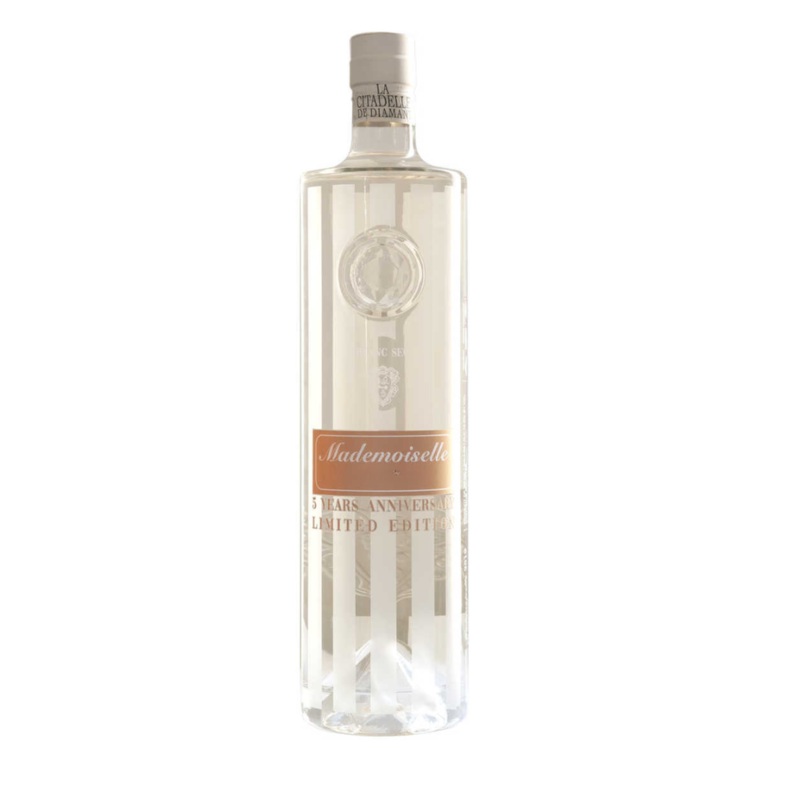 Mademoiselle Sauvignon Blanc 2022 750ml