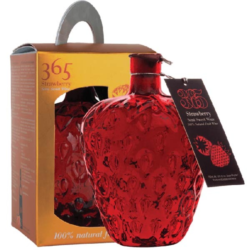 365 Strawberry Semi-Sweet Wine Souvenir Gift Box - 750ml