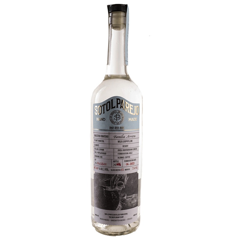 Parejo Sotol Familia Arrieta-Leiophyllum Mezcal